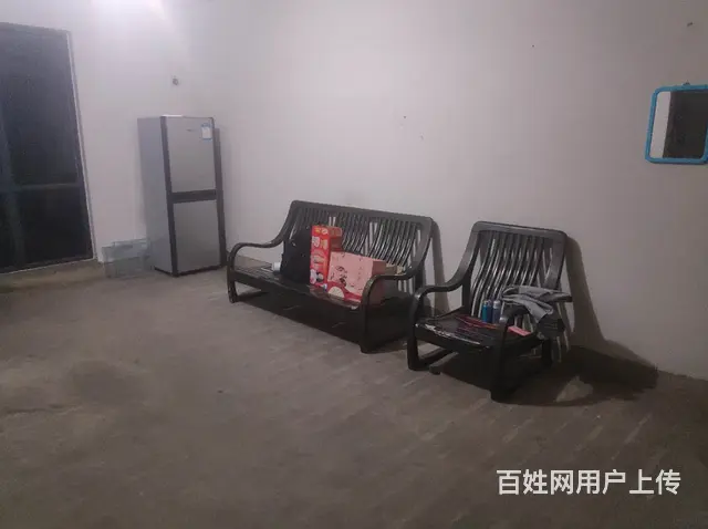 江南新城东区多层三楼简单装潢房屋出租 - 图片 2
