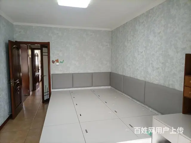 世极城堡世纪精装阁楼共140平4室2厅2卫经典飘窗地暖豁亮售 - 图片 6