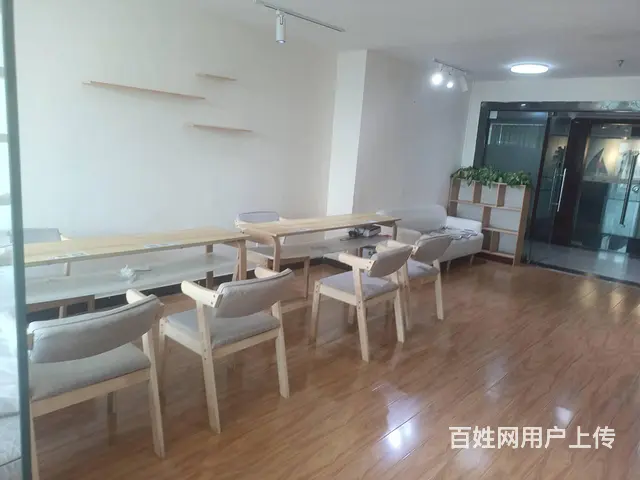 【搞定了！】五一广场五一新干线55平工作室出租 - 图片 3