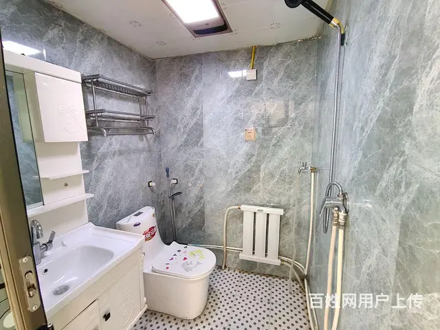 4楼 两室家装 楼下市场 公交站 公园 拎包入住 - 图片 8