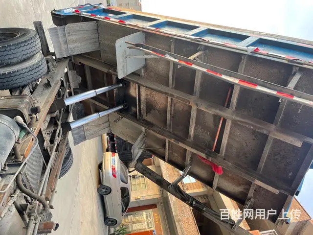 解放自卸车 国3 - 图片 6