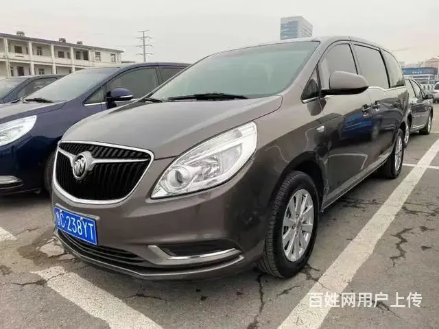 别克GL8 2017款 GL8 商旅车 2.5 手自一体 2 - 图片 2