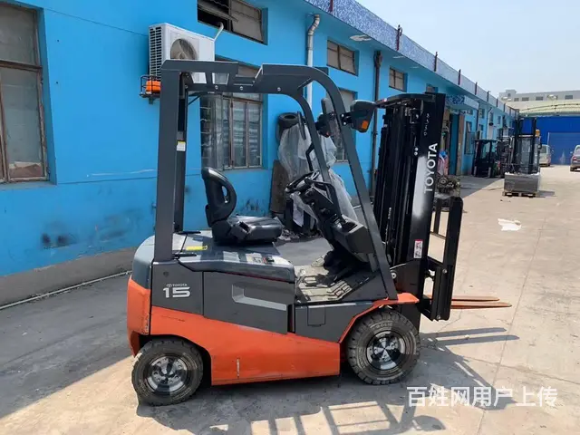 九成新仓储电动叉车 丰田1.5吨个人二手叉车价低 - 图片 3