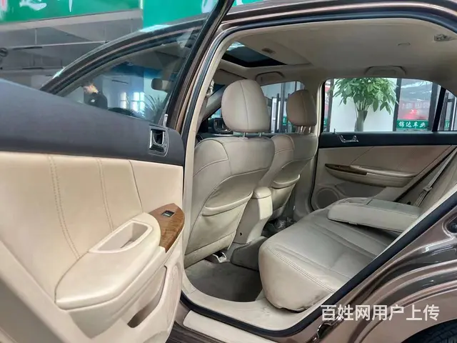 比亚迪G6 2011款 2.0 手动 豪华型 - 图片 7