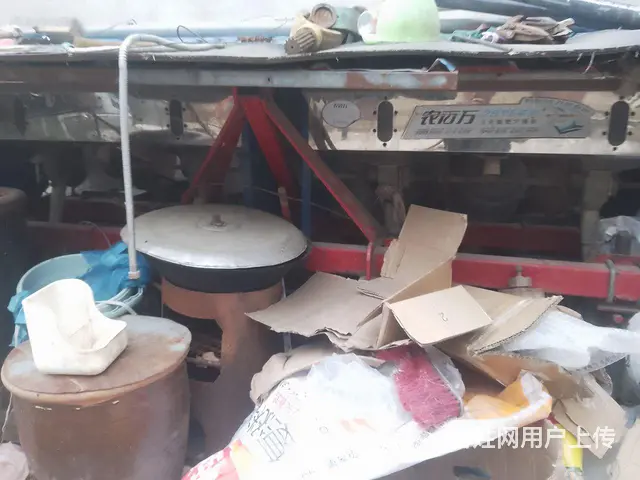 三台玉米播种机，一台粉碎机，一台12伏电动智能播种 - 图片 3