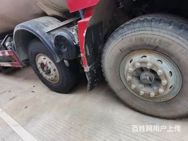 国五陕汽德龙前四后八水泥粉罐车375马力 - 图片 3