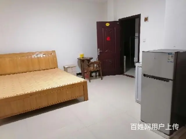 北部湾东路怡景港湾单间出租无物业免费停车位 - 图片 4
