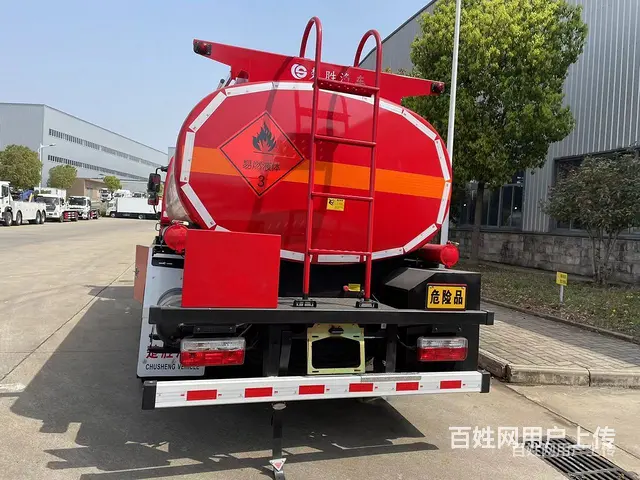 海东国六东风8吨油罐车汽油油罐车厂家包上户多少钱 - 图片 3