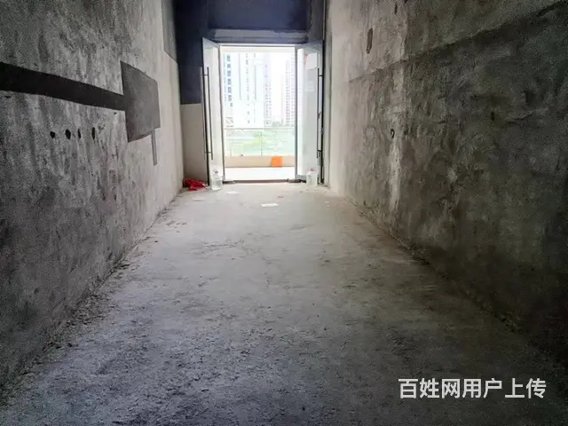 （51旺铺推荐）西海岸远大购物广场62平旺铺出租 - 图片 4