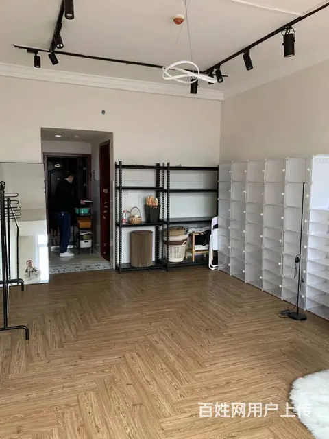 环城北路西湖饭店电梯房有房出租 普通住宅1厅 精装修 - 图片 4