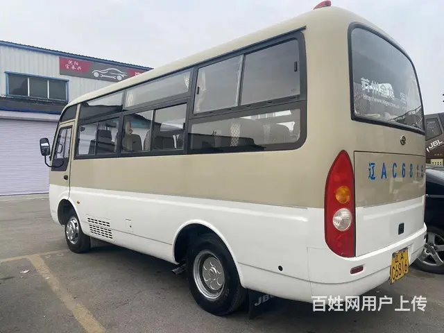 19座金龙非营运，检车保险全年，车况精品轮胎全好 - 图片 3