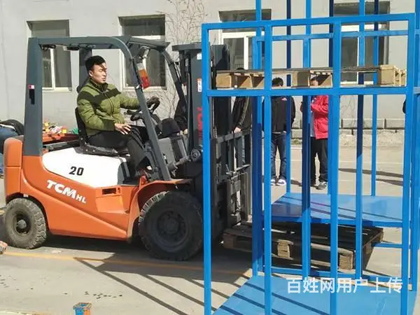 万诚职业培训学校专业培训焊工 电工 电梯 叉车技能 - 图片 5