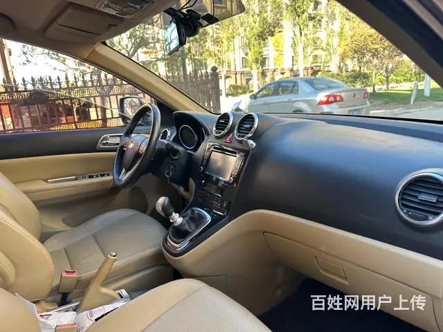 哈弗H6 2011款 2.0T 手动 两驱绿静尊贵版 - 图片 7