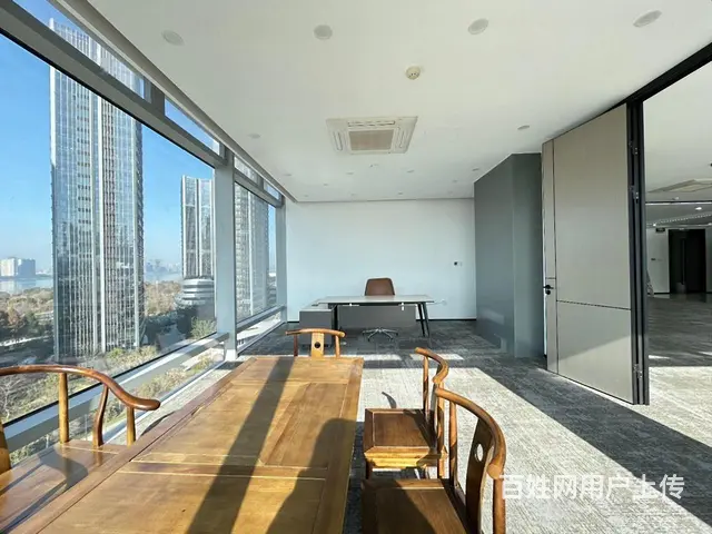 深蓝国际，一线江景，采光通透，精装拎包，接待大气，条件好谈！ - 图片 5