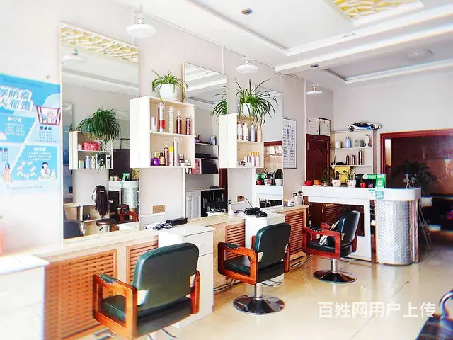 B8931一繁华商业街旺铺低价转让 - 图片 2