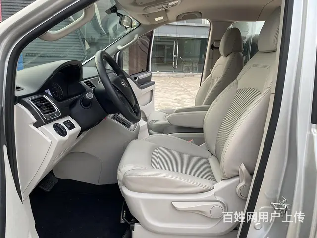 大通G10 2019款 G10 PLUS 2.0T 手自一体 - 图片 8