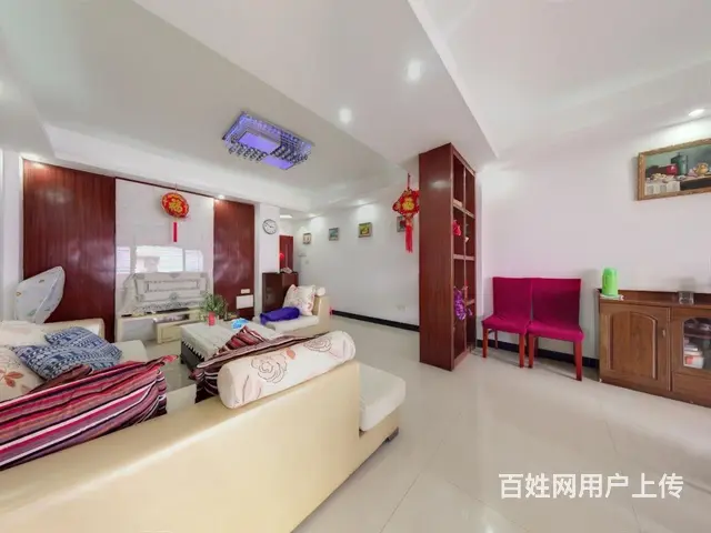 市政小区，小区管理，马赛克大三房，南向. - 图片 3