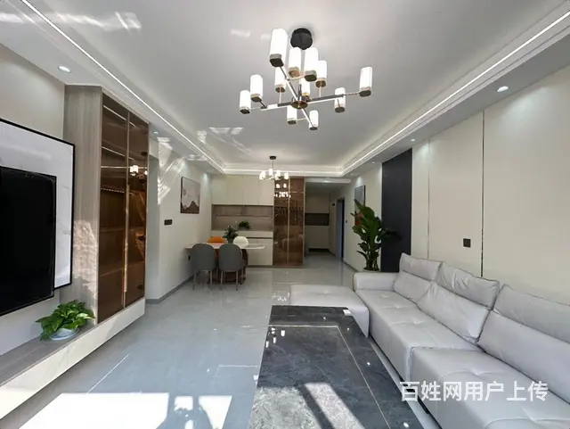 洪南路旁边 98平方三室两厅一卫 新装修未入住 临街位置好 - 图片 2