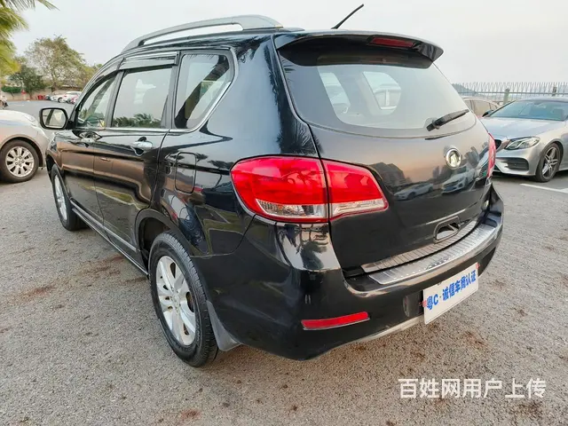 哈弗H6 2011款 2.0 手动 两驱都市版 - 图片 2