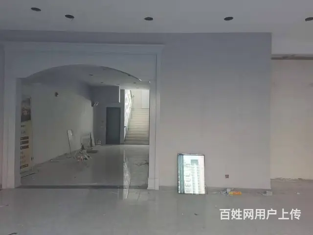 7538(七P）个人城北区国际村公寓A座门口铺面出租 - 图片 2