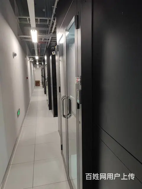 游贤污坛硬盘SSD盘和机械盘优缺点 - 图片