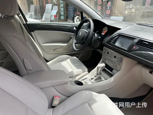雪铁龙C5 2012款 2.0 手自一体 尊享型 - 图片 6