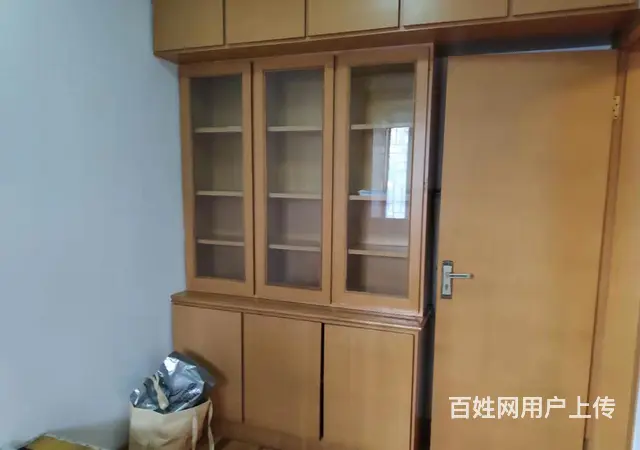 上新新村多层2楼三室两厅中等装潢房屋出租 - 图片 7