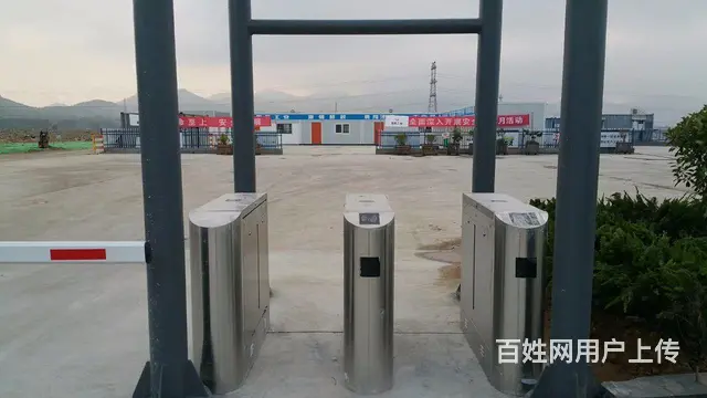 日照卷帘门、车库门、电动门、防火门、道闸，定做安装 - 图片 3