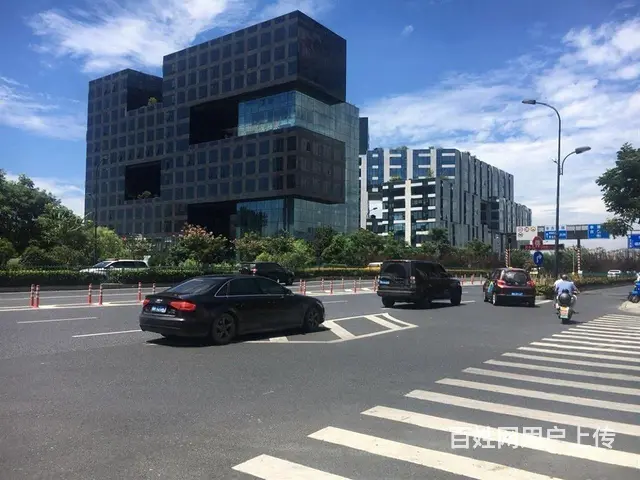莱茵矩阵国际200方300方900方整层精装，开发商降价出售 - 图片 1