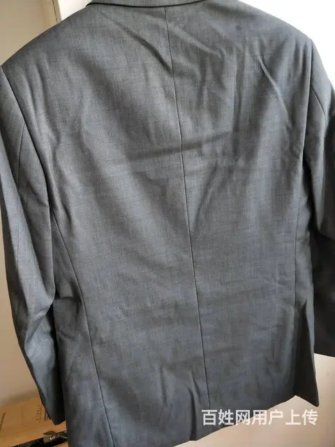 高档西服套装，纯毛料，低价转让。 - 图片 2