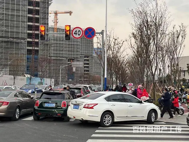 外国语学校对面！觅小旁！金科启宸纯一层带燃气商铺！大开间 - 图片 1