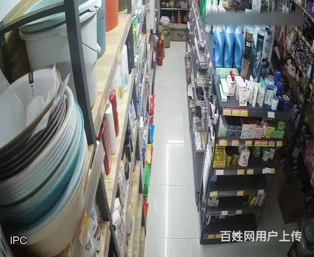 整体转让青山工业大道小区出入口便利店转让费面谈 - 图片 3