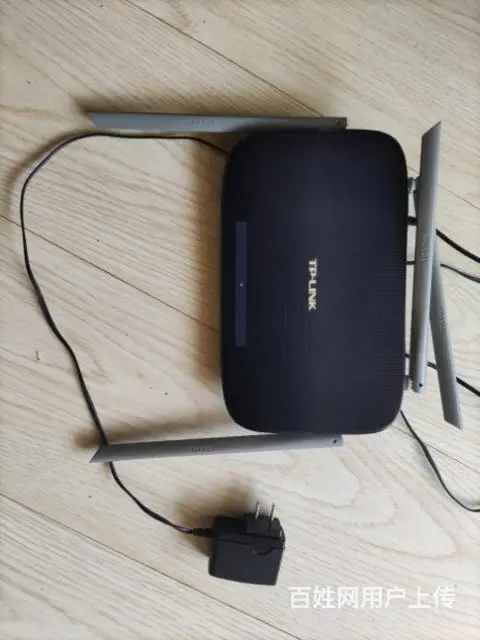 出售9成新5g路由器 - 图片