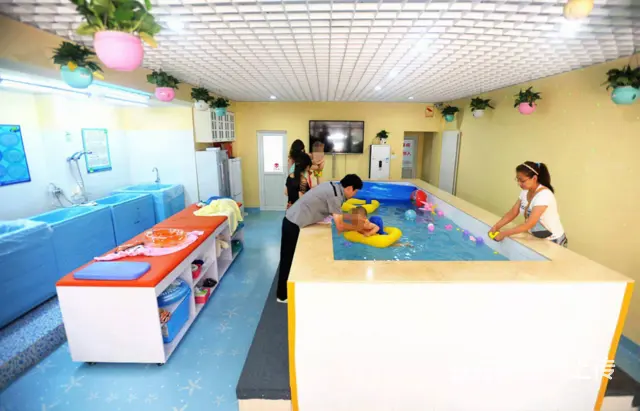 XSY地铁旁，品质万人小区密集年流水100万以上婴儿游泳馆转 - 图片 1