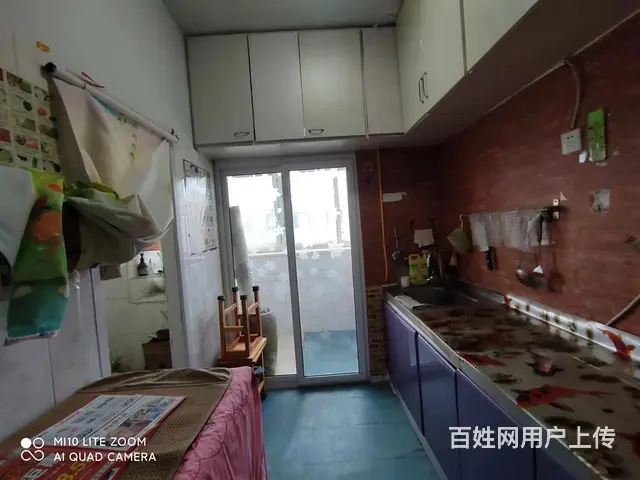 地铁口单间700元中等装修家电全地板嘎嘎新特干净 - 图片 4