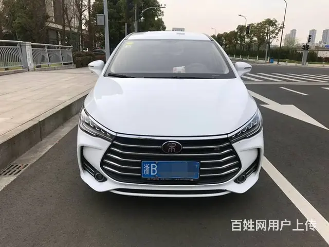 比亚迪 宋 2018款 宋MAX 1.5T 双离合 - 图片 1