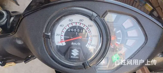 铃木FW110弯梁摩托车 - 图片 1