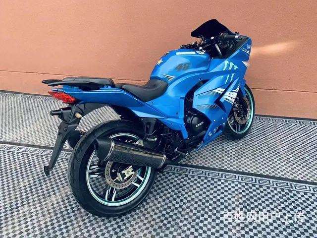 磨砂蓝川崎250爬赛！犀利造型，液晶仪表可多种支付 - 图片 6