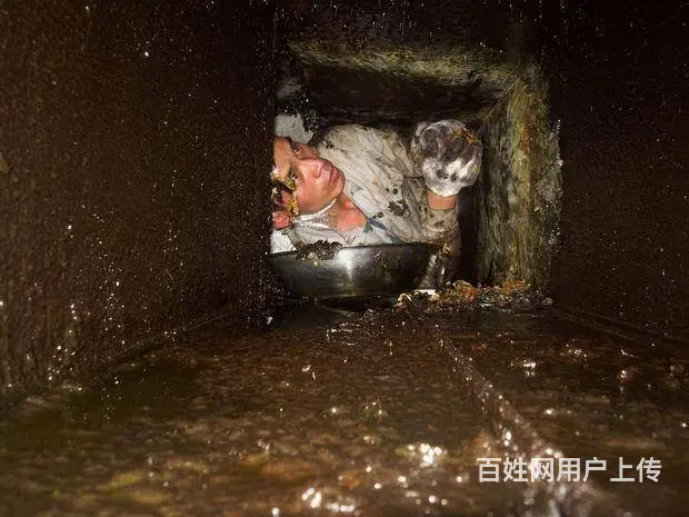 昆山市淀山湖商场广场油烟管道清洗 排烟风机清洗 - 图片 2