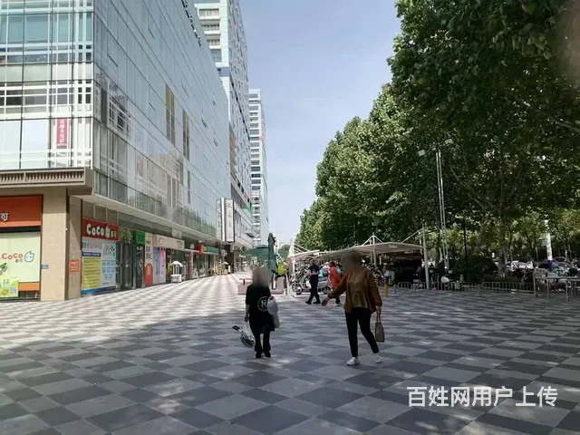 ((优选))  滨湖高速时代广场品牌小吃店转让 - 图片 1