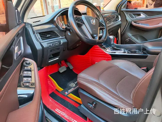宝骏560 2017款 1.5T 双离合 尊享型5座 - 图片 8