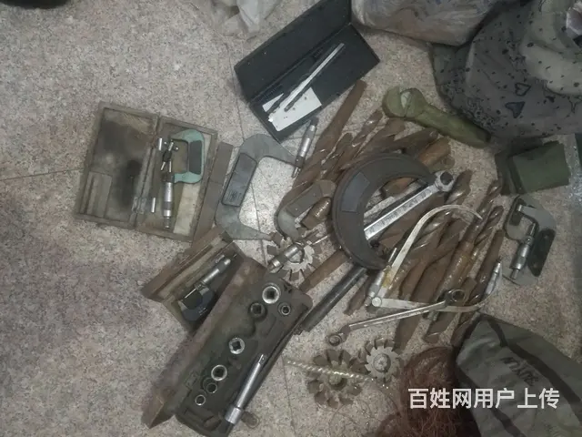 各种钻头卡尺千分尺工具等 - 图片 1