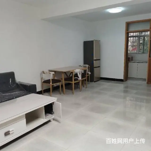 群力小区，两室精装修，干净整洁，交通便利，温馨舒适拎包即住 - 图片 5