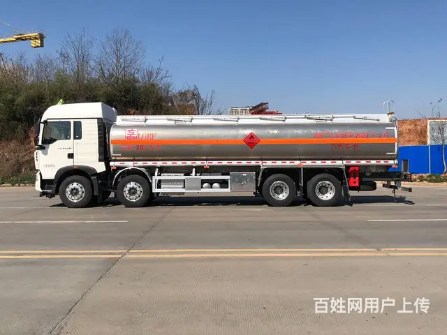 国六重汽豪沃前四后八运油车，运输赚钱利器 - 图片 2