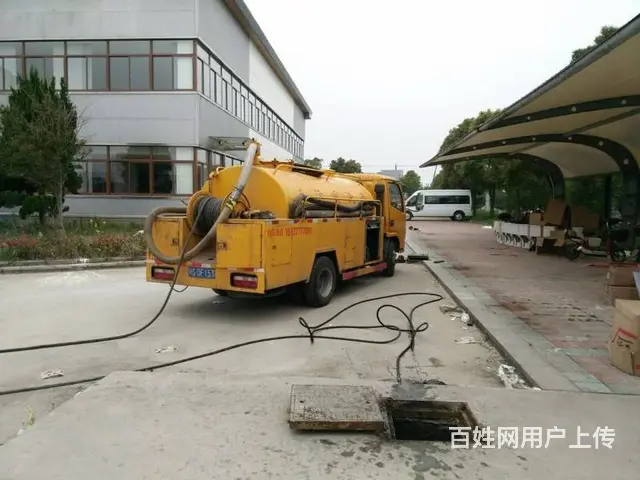 西山区红塔东路周边专业抽粪 清理化粪池阴沟沟渠抽粪 - 图片 1