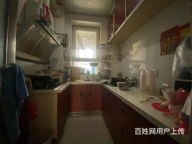 市 北国中北世纪城附近   多层 老证三室带地下室62万 - 图片 4