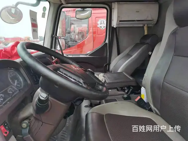 国五柳汽乘龙M3单桥厢式货车220马力9米6货箱 - 图片 9