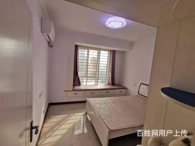 天成峰景2室 家具家电全新 年租1.6 看房有钥匙 - 图片 3