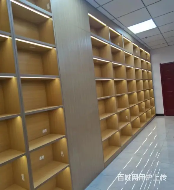 武汉烟酒展柜整店布局定制钢木烟酒货架工厂直营 - 图片 1