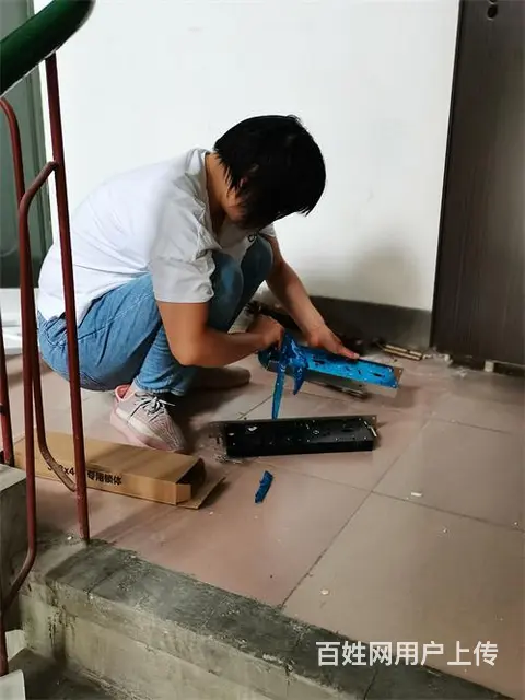 济南高新区附近开锁公司/不破坏开锁，断钥匙取出 - 图片 4
